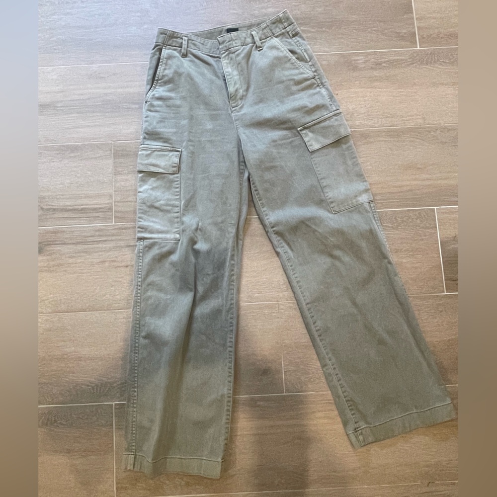 Gap Cargo Pant